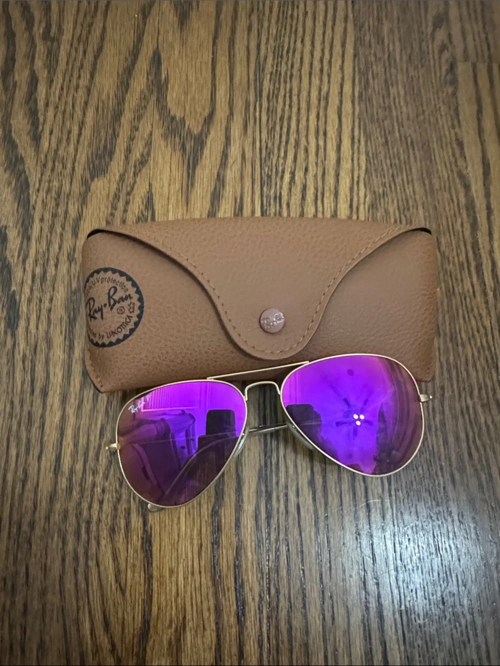Ray-Ban Women's Aviator Sunglasses with Purple Mirror Lenses and Gold Frame